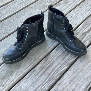Black boot combat boot zipper Ankle boot
